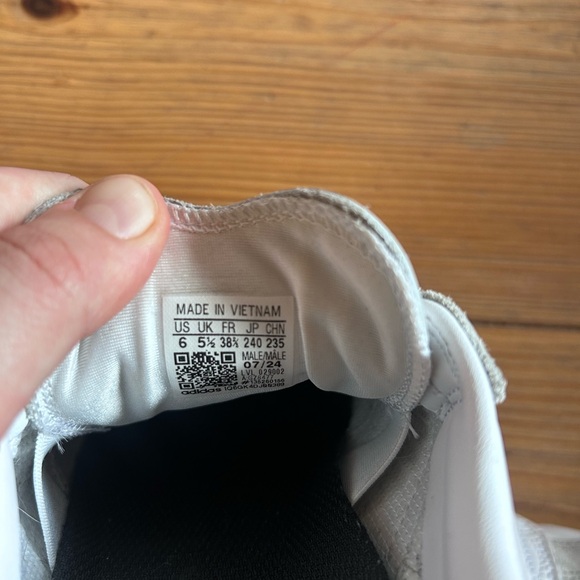 Adidas Samba OG White and Black Sneakers with Brown Sole Size 7 - Picture 8 of 8